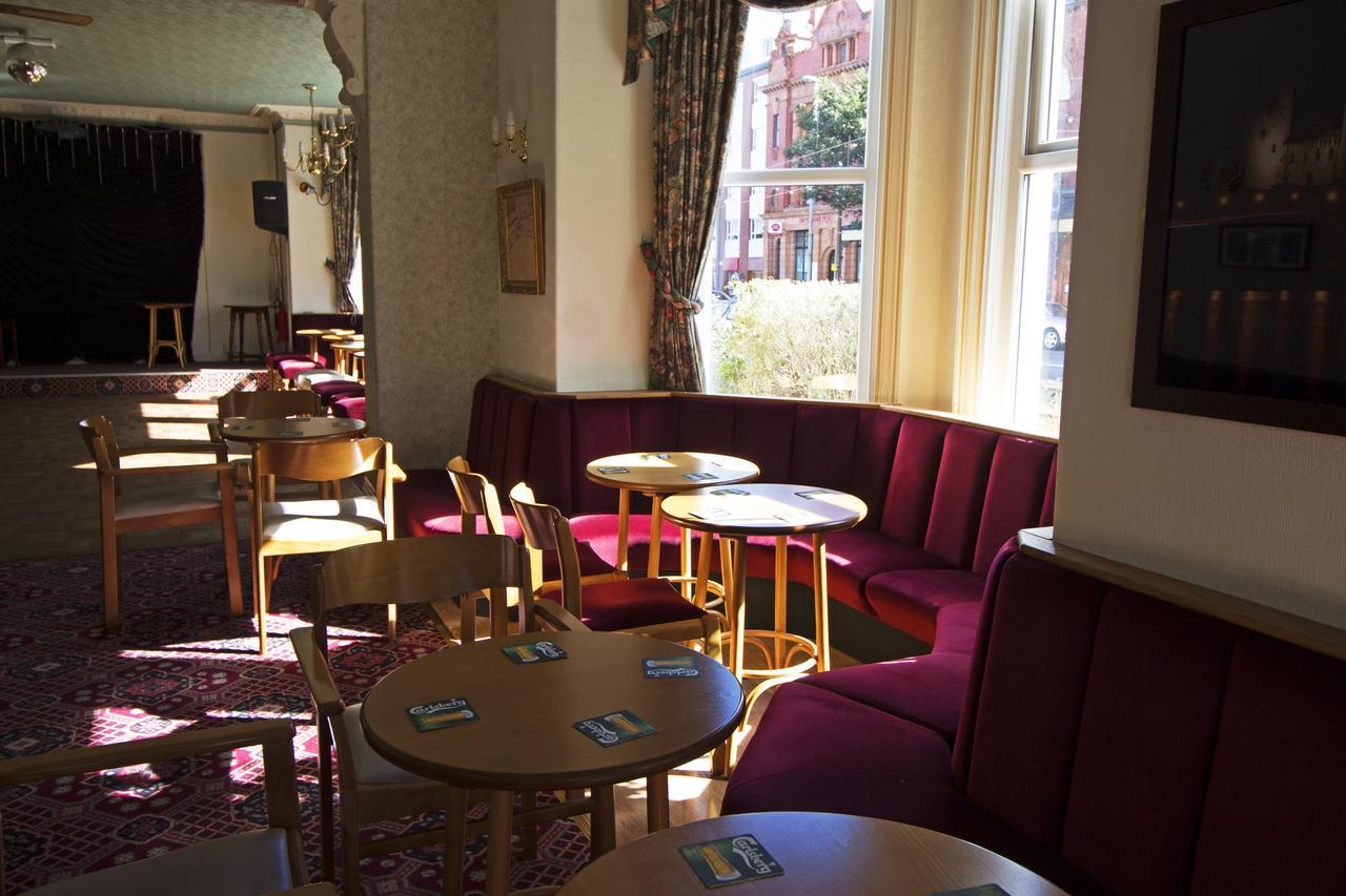 Evans Hotel Llandudno Extérieur photo