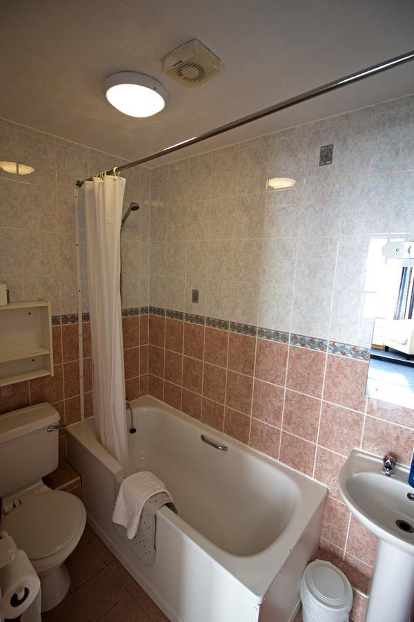 Evans Hotel Llandudno Extérieur photo